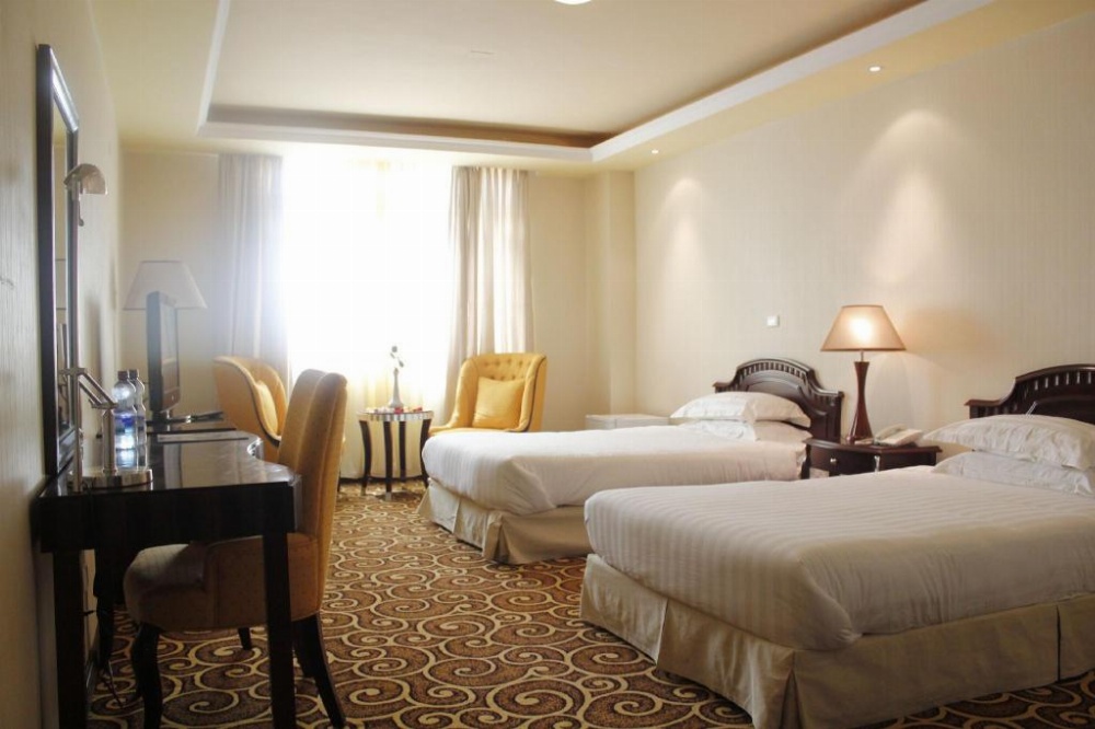 Ambassador Hotel Image 23