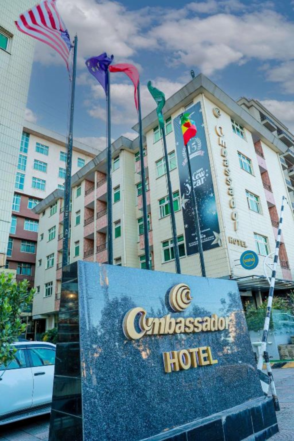 Ambassador Hotel Image 31