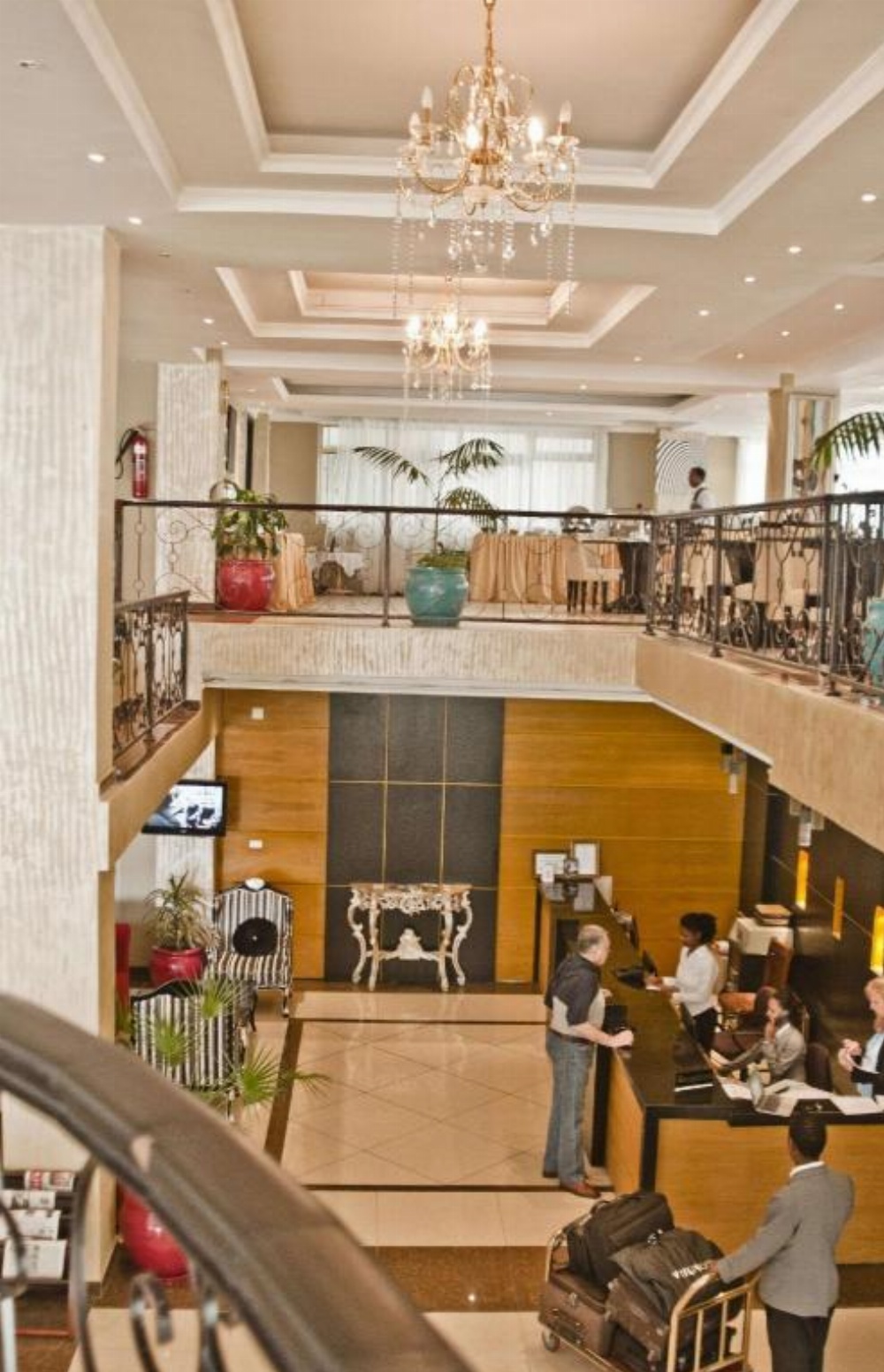 Ambassador Hotel Image 37